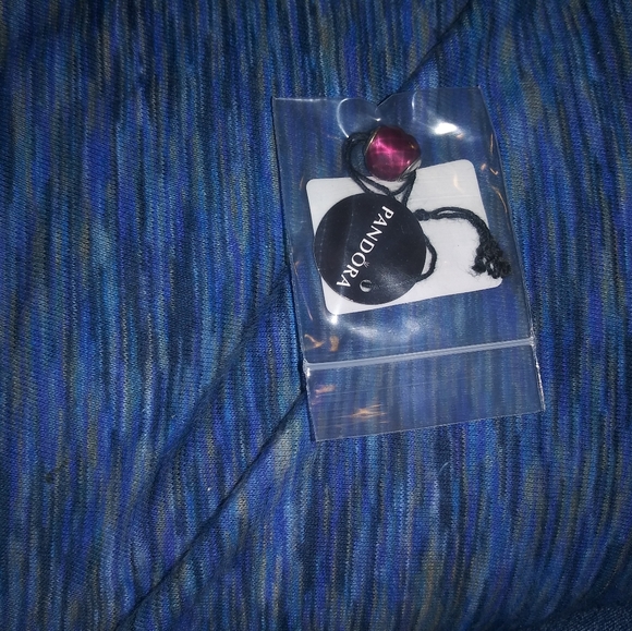 PANDORA,essence LOVE Charm, Fuchsia Red Crystal - Picture 1 of 5
